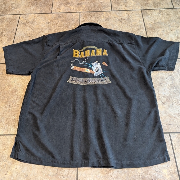 Tommy Bahama Silk Embroidered Cigar Themed Men's XL Shirt - Picture 7 of 7